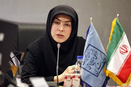 استفاده از صنایع&zwnj;دستی ایرانی در چیدمان سالن&zwnj;های همایش و برنامه&zwnj;های اداری