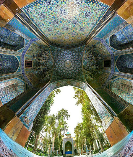 چرا مدرسه چهارباغ شهرت جهانی دارد؟ چرا مدرسه چهارباغ شهرت جهانی دارد؟