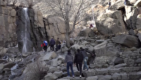 آبشار خروشان گنجنامه همدان آماده پذیرایی از گردشگران و مسافران نوروزی