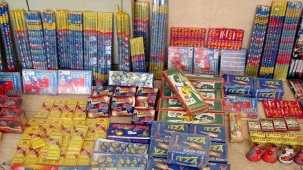 کشف بیش از۱۰هزار عدد انواع موادمحترقه در گرگان
