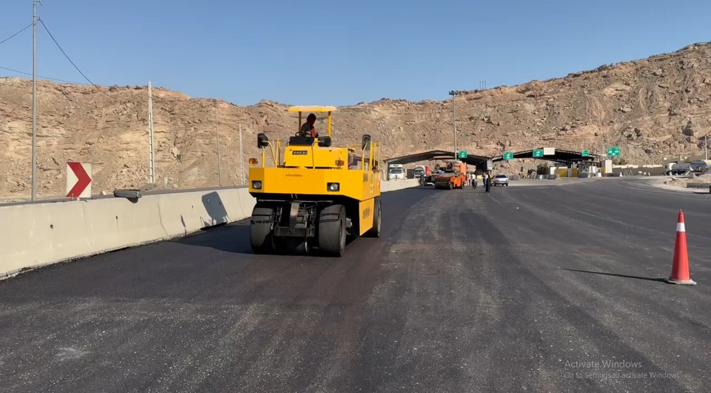 بهسازی جاده، علت ترافیک سنگین محور بندرعباس- سیرجان بهسازی جاده، علت ترافیک سنگین محور بندرعباس- سیرجان