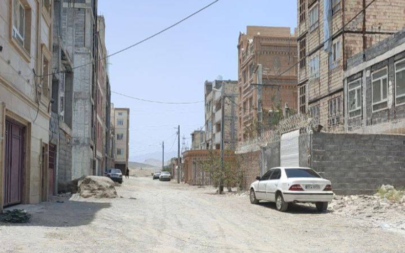 انتظار طولانی معابر غدیرشهر زاهدان برای آسفالت