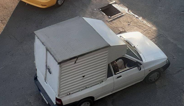 چاه بدون درپوش در خیابان رودکی خرمآباد تهدید برای جان شهروندان چاه بدون درپوش در خیابان رودکی خرمآباد تهدید برای جان شهروندان