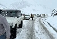 نجات ۵۰ خودروی گرفتار کولاک در نهاوند