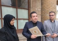 سند تک‌برگ کاخ چهلستون قزوین به میراث‌فرهنگی استان اهدا شد + فیلم