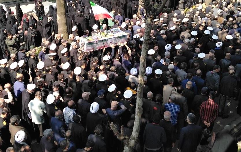 تشییع پیکر شهید ناوبان یکم، تراهی در لنگرود تشییع پیکر شهید ناوبان یکم، تراهی در لنگرود