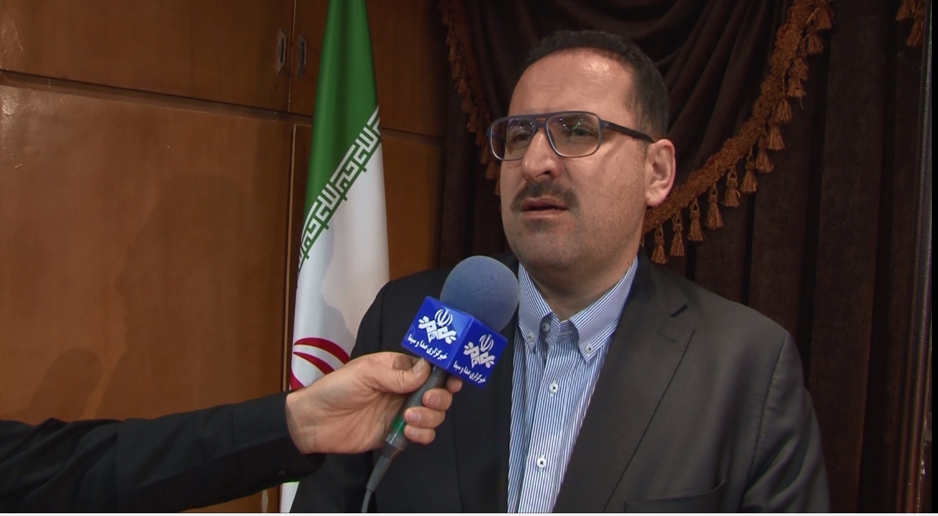قدردانی از خانواده شهدای کارگر استان همدان قدردانی از خانواده شهدای کارگر استان همدان
