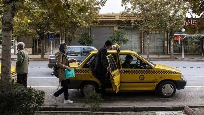 بازگرداندن کیف حاوی مدارک و سکه طلا توسط راننده تاکسی در میاندوآب بازگرداندن کیف حاوی مدارک و سکه طلا توسط راننده تاکسی در میاندوآب