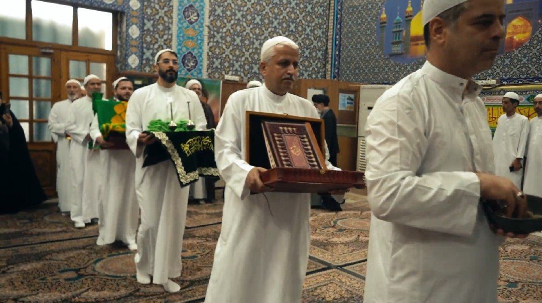 آیین غبارروبی ضریح مطهر سید جلال‌الدین اشرف آستانه اشرفیه