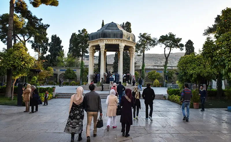 حافظیه در صدر بازدیدهای نوروزی فارس قرار گرفت حافظیه در صدر بازدیدهای نوروزی فارس قرار گرفت