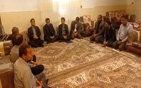 تجلیل از خانواده‌های دانش آموز شهید مدرسه شجره طیبه میناب