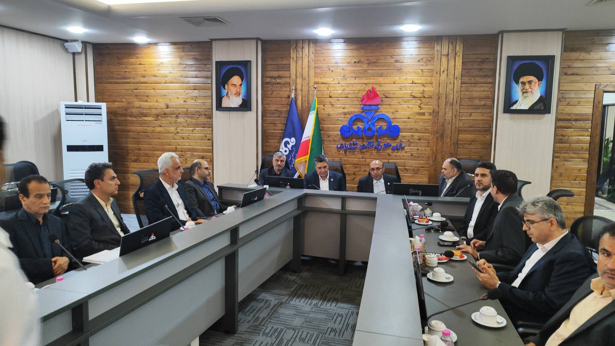 صادرات بیش از ۲۷ میلیون تن محصولات پتروشیمی از گمرکات بوشهر صادرات بیش از ۲۷ میلیون تن محصولات پتروشیمی از گمرکات بوشهر