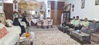 شهیدان با خون خود درخت اسلام را آبیاری کردند