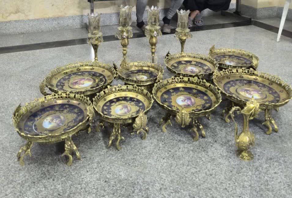 دستگیری متهمان به سرقت میلیاردی وسایل منزل در نیشابور دستگیری متهمان به سرقت میلیاردی وسایل منزل در نیشابور