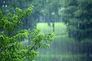 آسمان استان قزوین صاف و آفتابی؛ آغاز بارش‌ها از عصر فردا