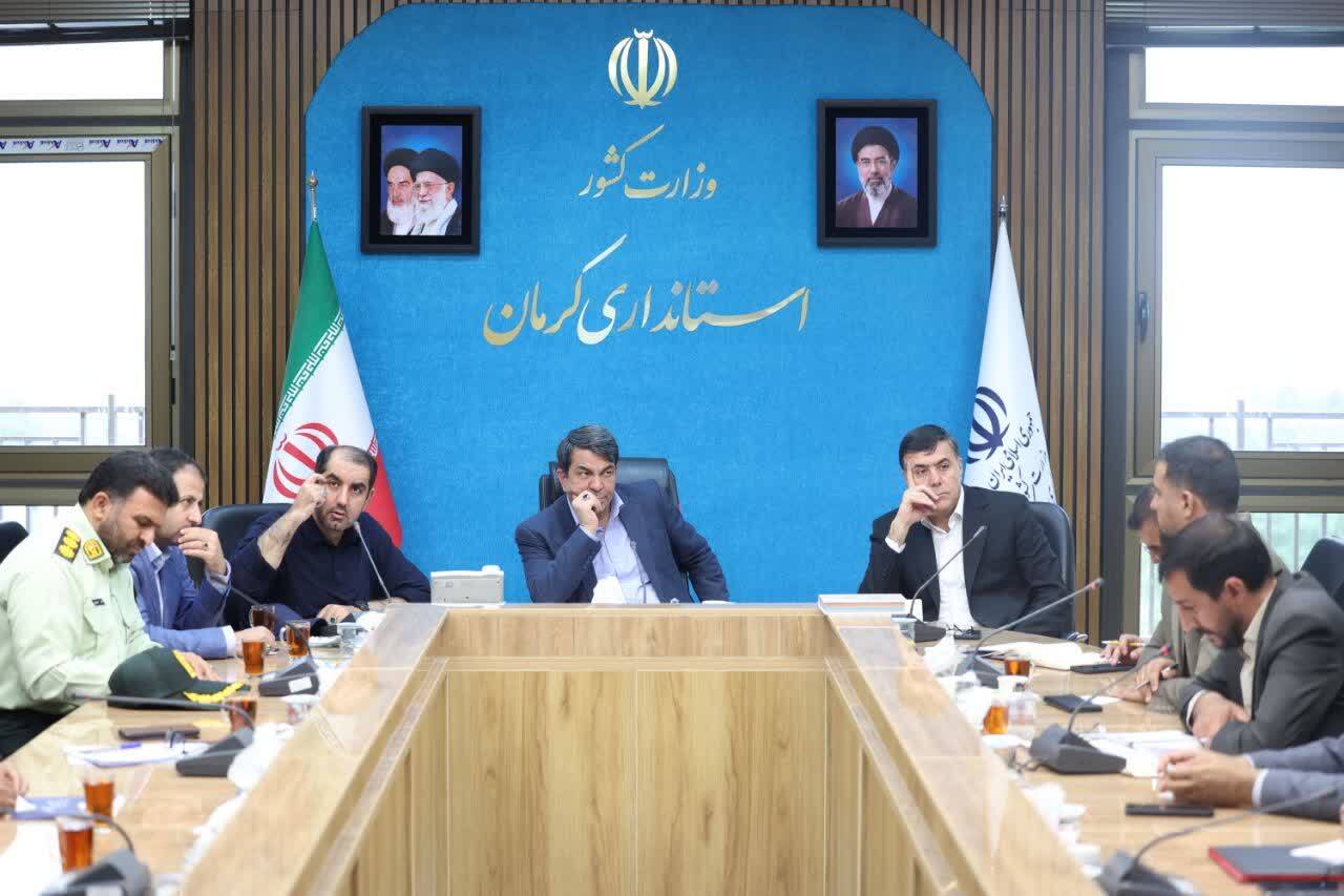 افزایش کارت جایگاه‌ها برای کاهش صف بنزین