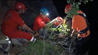 نجات فرد گرفتار در ارتفاعات جنوبی استهبان