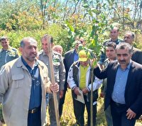 کاشت نهال به مناسبت روز زمین پاک در پناهگاه حیات وحش لوندویل آستارا