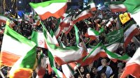 شکوه پرچم برافراشته و پرافتخار ایران در اجتماع شبانه