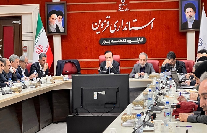  تداوم جوجه‌ریزی برای کنترل بازار مرغ ضروری است