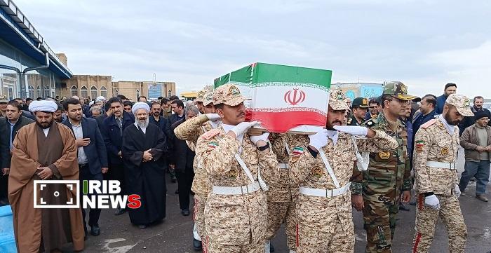 تشییع پیکر شهید گمنام جنگ رمضان در مراغه
