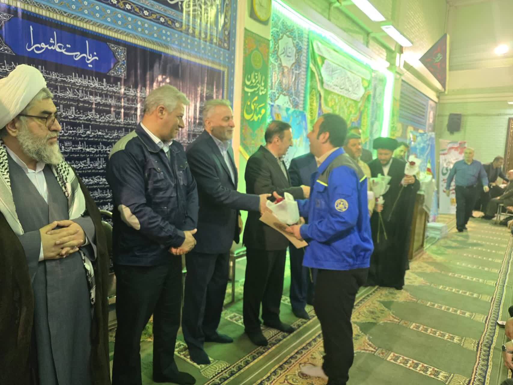 نواختن زنگ کار و تلاش در قزوین