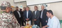 دیدار یکی از فرماندهان پدافند هوایی با جانباز جنگ تحمیلی سوم استان