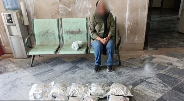 کشف ۶۲ کیلو مواد مخدر از یک قاچاقچی زن در شهریار