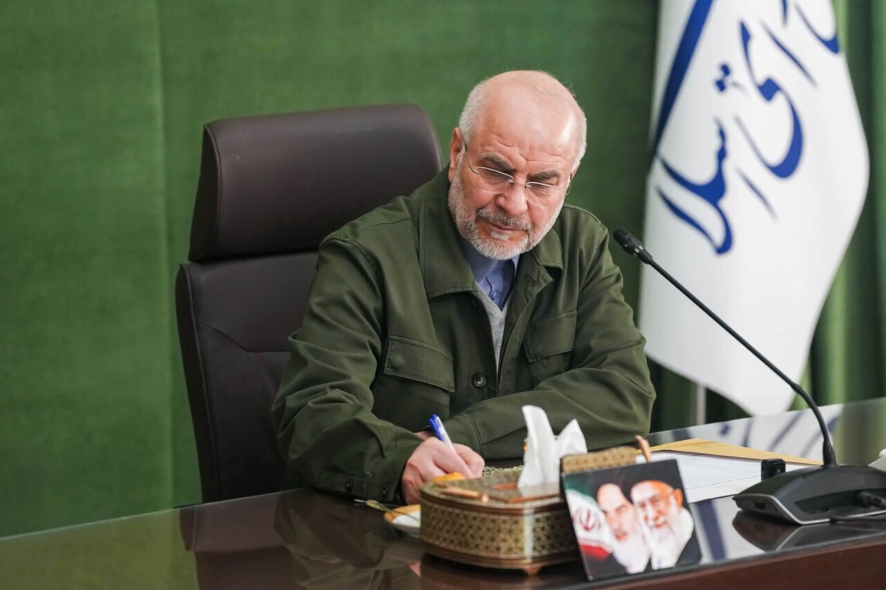 پیام قالیباف در پی درگذشت امام جماعت مسجد ابوذر پیام قالیباف در پی درگذشت امام جماعت مسجد ابوذر