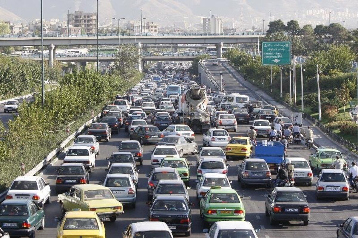 ترافیک صبحگاهی در مسیر‌های پرتردد تهران