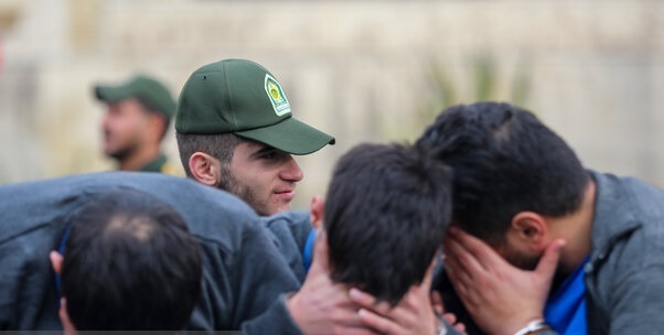 کشف ۱۲ تن آرد قاچاق در اسلامشهر ؛۳ متهم دستگیر شدند