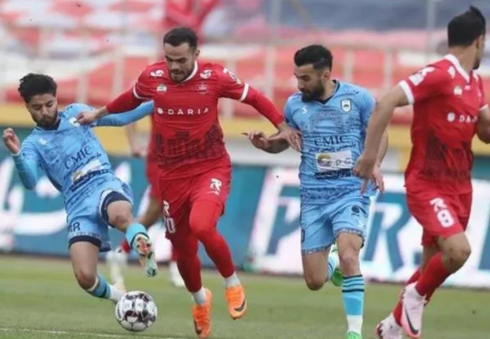 اعلام زمان و محل برگزاری دیدار چادرملو و پرسپولیس