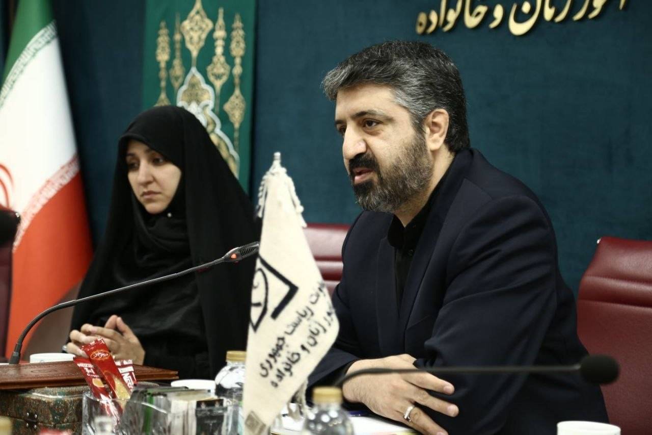 تشییع قائد شهید باید به تجربه‌ای ماندگار معنوی برای ملت ایران و جهان اسلام تبدیل شود