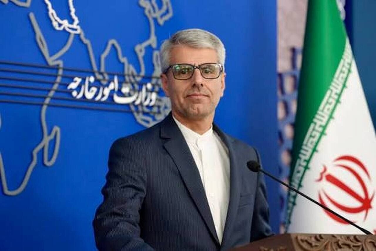 بقایی، به تیم ملی فوتبال آفرین گفت
