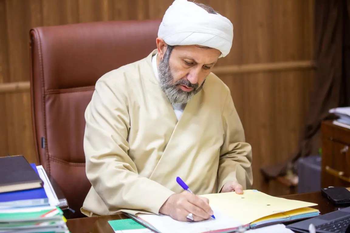 خبرنگار غبار تحریف میزداید خبرنگار غبار تحریف میزداید